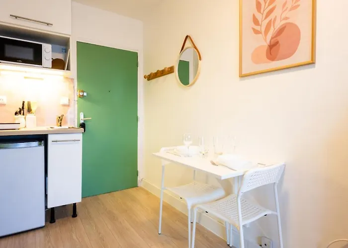 L'evasion Balcon Parking Gratuit Gare 15 Min Appartement Évreux