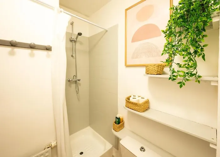 L'evasion Balcon Parking Gratuit Gare 15 Min Appartement